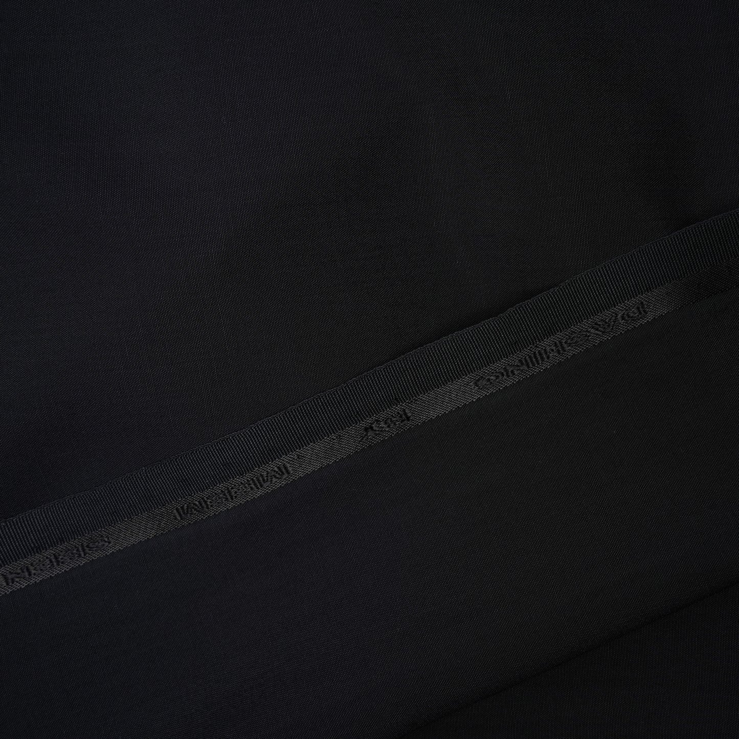 Black Dashing Wash & Wear, Wrinkle Free, Silky Soft Finish with Glowy Look