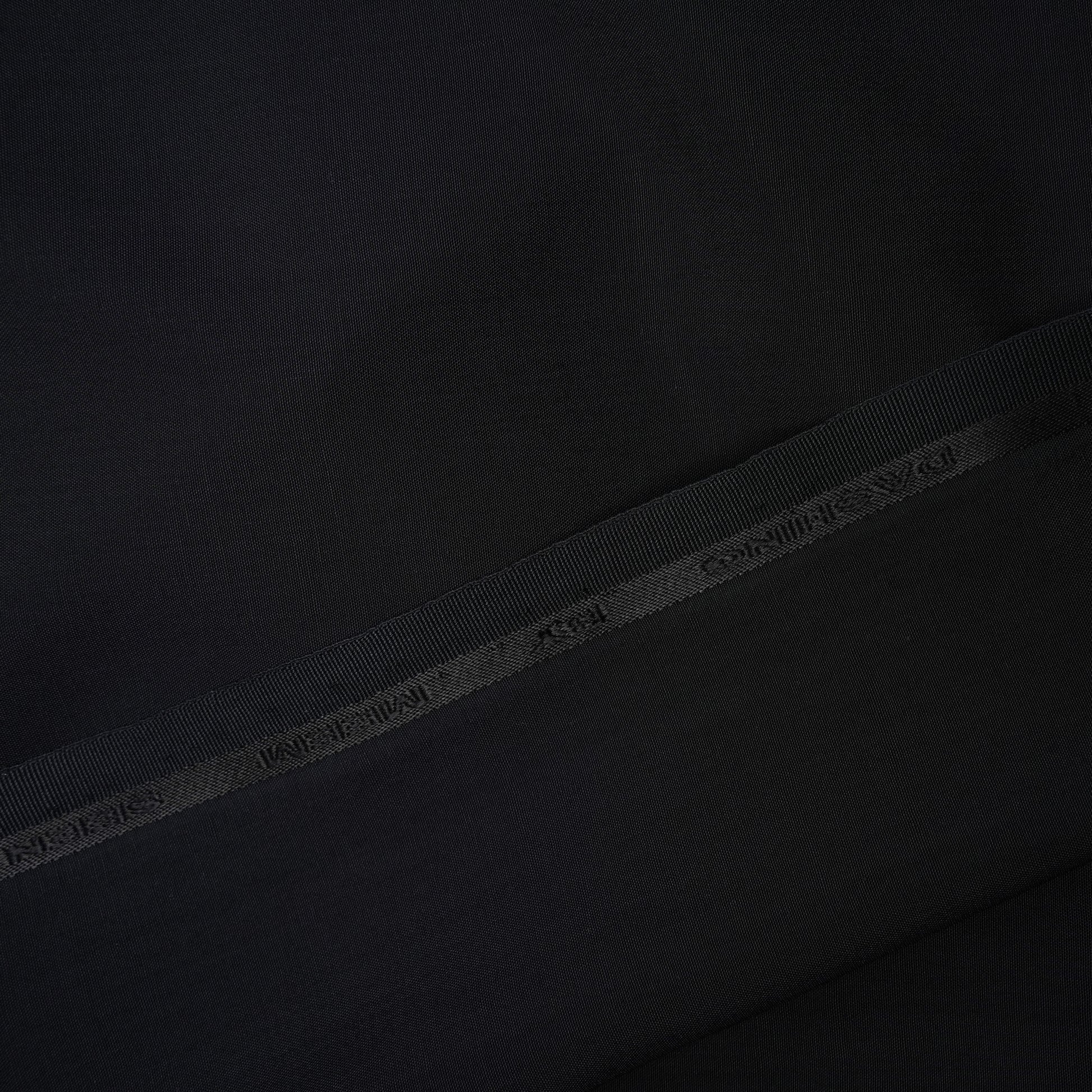 Black Dashing Wash & Wear, Wrinkle Free, Silky Soft Finish with Glowy Look