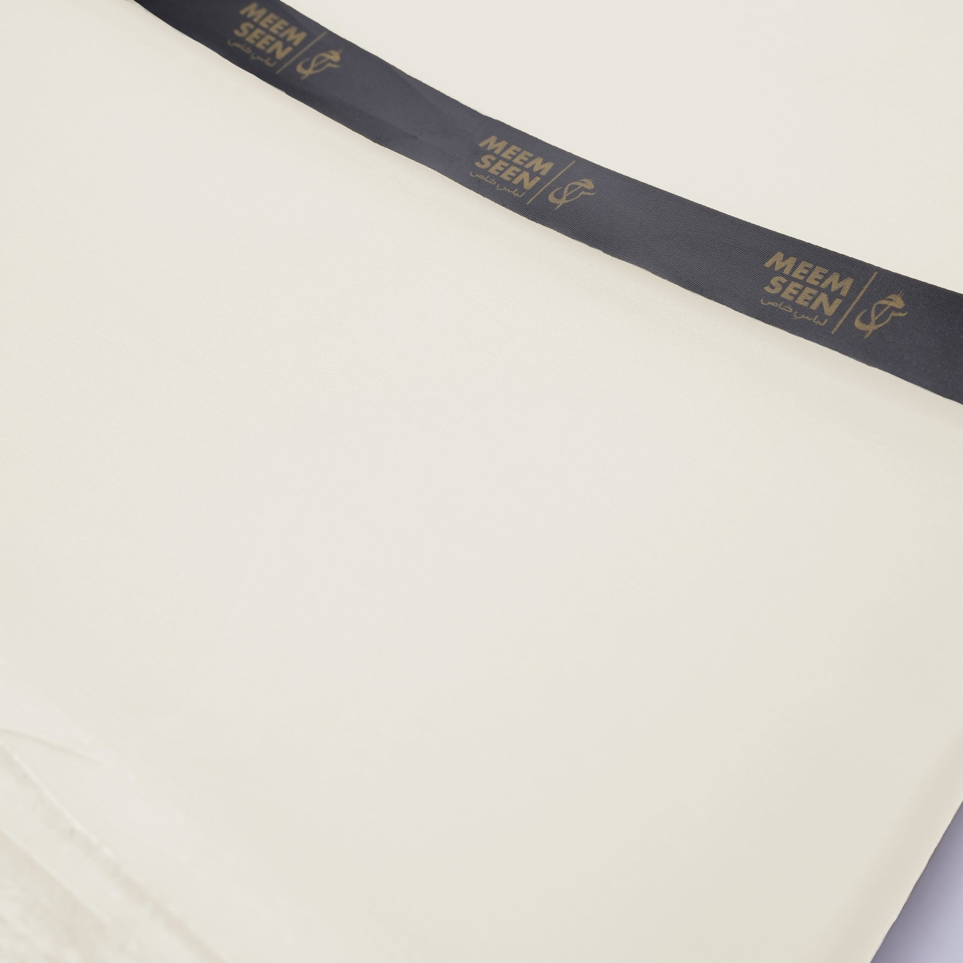 Delicate Twill/Satin | Wrinkle-Resistant Pima Cotton (54” Width) OFF WHITE